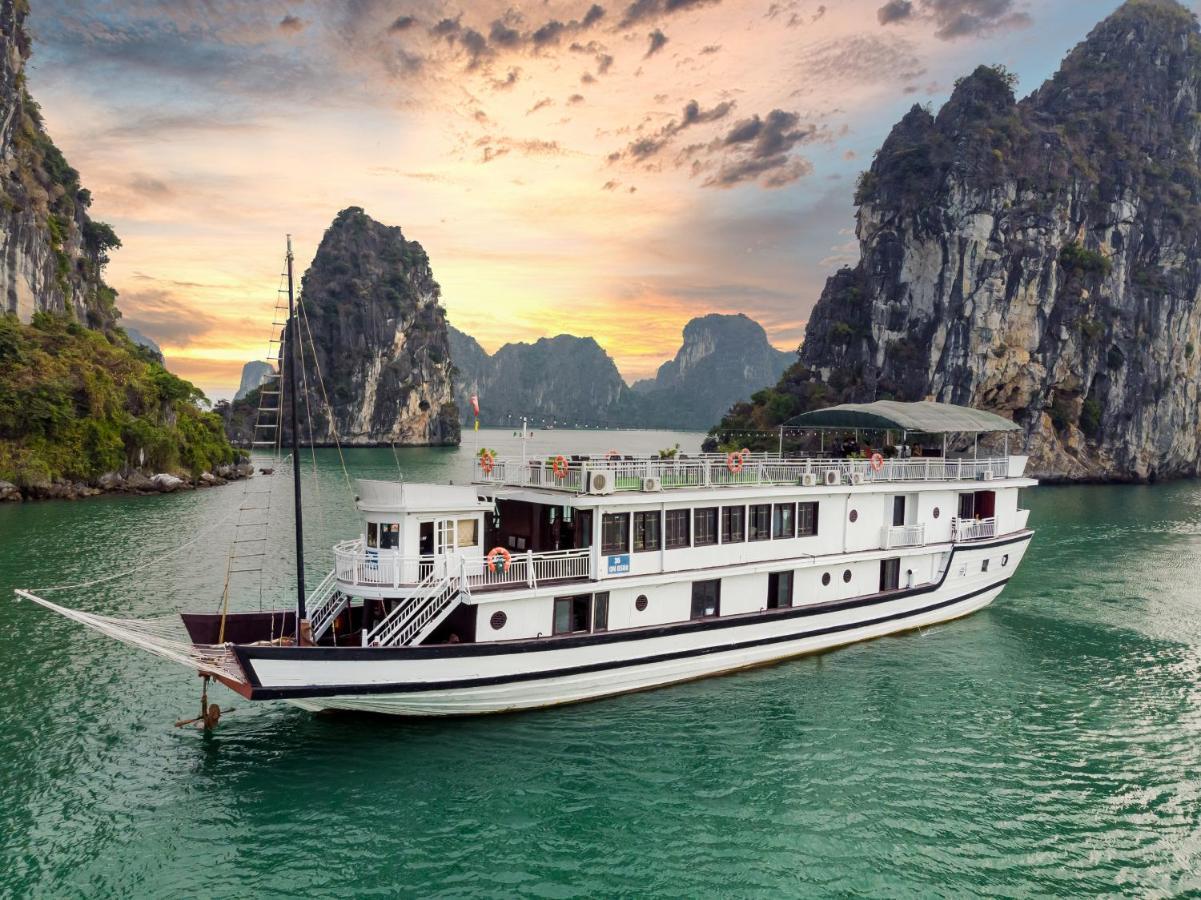 فندق Legend Cruise ها لونغ المظهر الخارجي الصورة